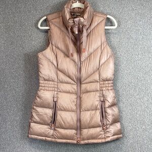 Athleta Banner Peak goose down puffer vest S quilted pearl pink Apres ski snow